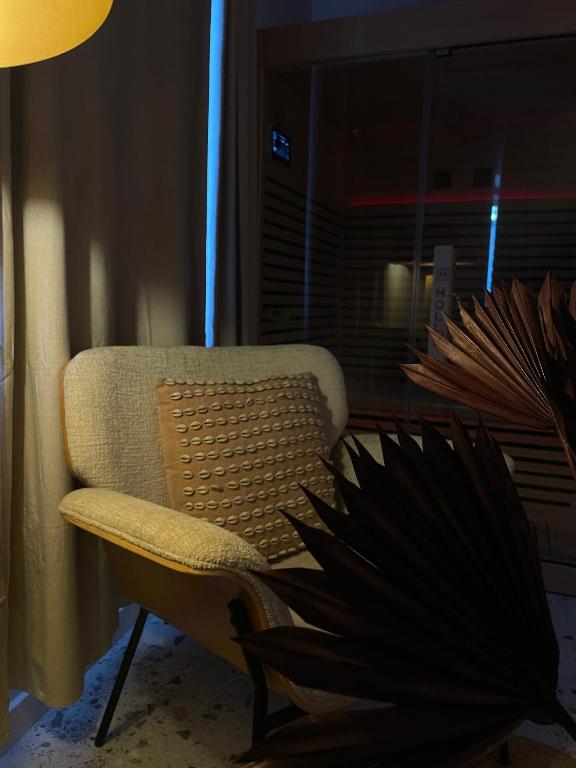 Love Room Strasbourg, Sauna, Spa, Suite Ibiza, Évasion Romantique et Sensuelle - Strasbourg9 de Love Room Strasbourg, Sauna, Spa, Suite Ibiza, Évasion Romantique et Sensuelle
