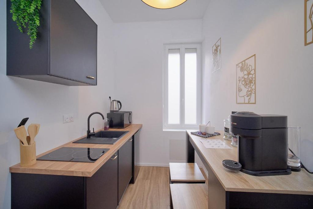 Suite romantique avec Balneo et jeux coquins - Roanne10 de Suite romantique avec Balneo et jeux coquins
