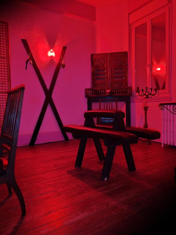 Love Room LE DONJON BDSM - Bolbec5 de Love Room LE DONJON BDSM
