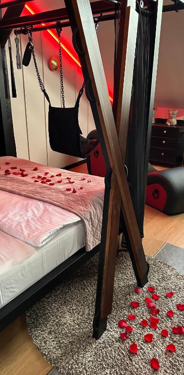 Exclusive BDSM Apartment Kraków - ADULTS ONLY - Kraków14 de Exclusive BDSM Apartment Kraków - ADULTS ONLY
