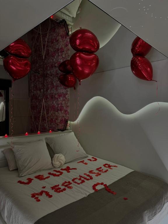 SPA PRIVATIF - LOVE ROOM LUXE - PROCHE DISNEY - Marles-en-Brie9 de SPA PRIVATIF - LOVE ROOM LUXE - PROCHE DISNEY
