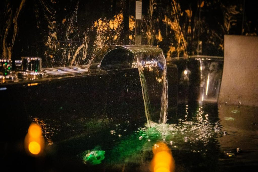 L'Aphrodite, Suite de LUXE - Love room - JACUZZI - Homécourt24 de L'Aphrodite, Suite de LUXE - Love room - JACUZZI
