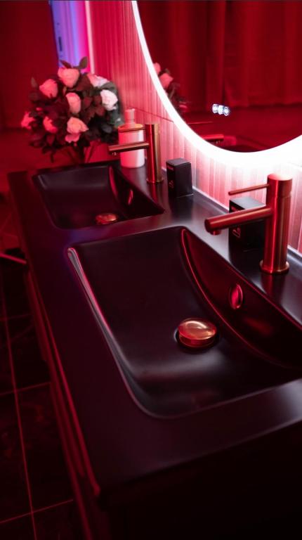 Nos Limites Room - Ollioules11 de Nos Limites Room
