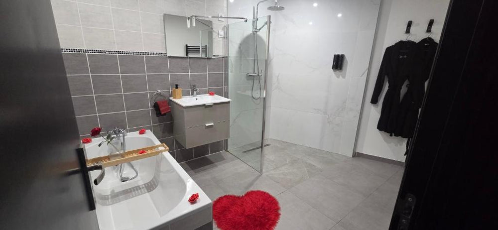 L'escale du désir, Spa privatif - Calais22 de L'escale du désir, Spa privatif
