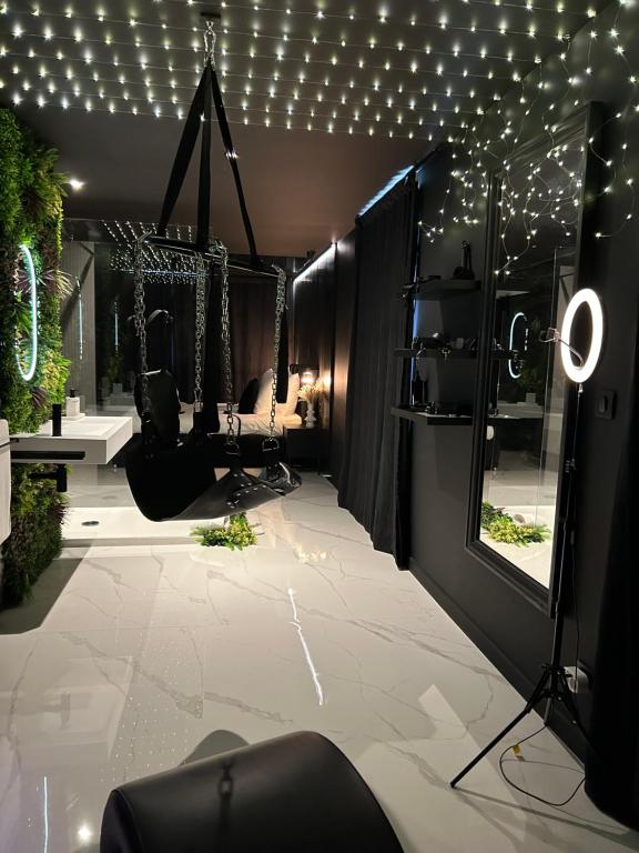 BDSM TANTRA Love Room Salon-de-Provence - Salon-de-Provence4 de BDSM TANTRA Love Room Salon-de-Provence
