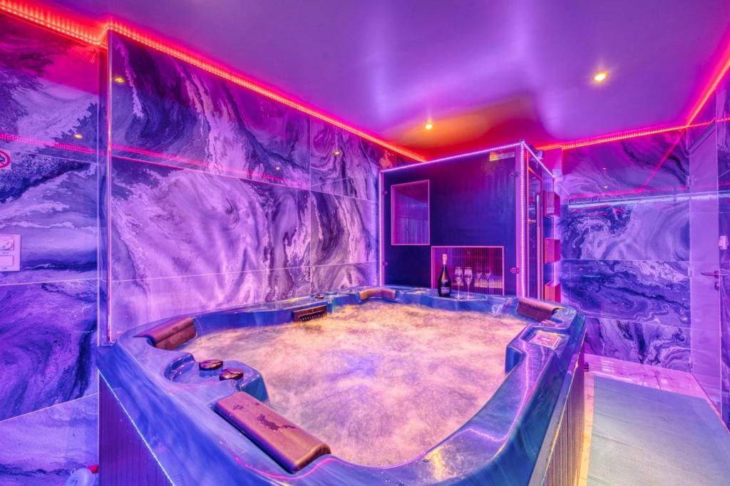 Love Room Attitude - Grenoble