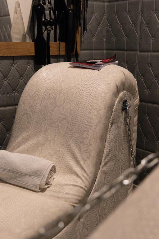 50 Nuances Zen - Love Room à Rouen - Rouen14 de 50 Nuances Zen - Love Room à Rouen
