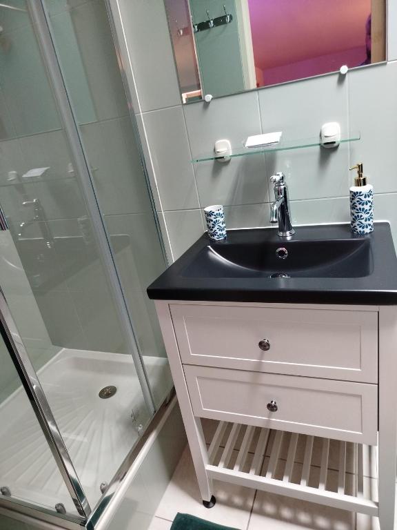 La Provocante Love Room 63 Sauna et BDSM - Aulnat7 de La Provocante Love Room 63 Sauna et BDSM
