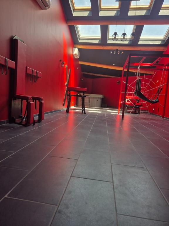 La chambre des plaisirs secrets - Manduel15 de La chambre des plaisirs secrets
