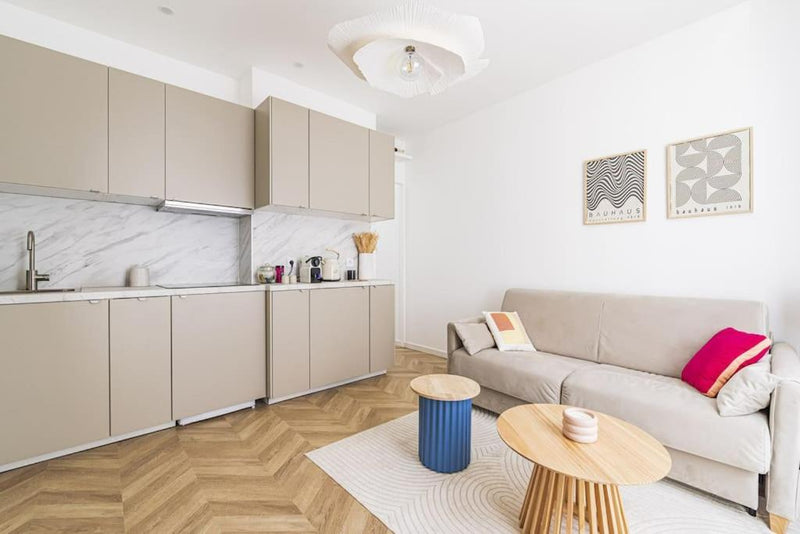 L Envolé - Jacuzzi - Proche Gare et Centre ville1 de L Envolé - Jacuzzi - Proche Gare et Centre ville
