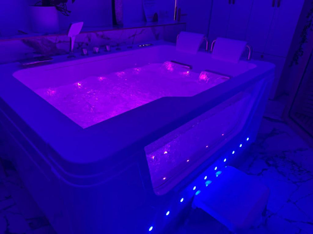 Loveroom de luxe avec jacuzzi sauna vapeur écran 300 cm4 de Loveroom de luxe avec jacuzzi sauna vapeur écran 300 cm
