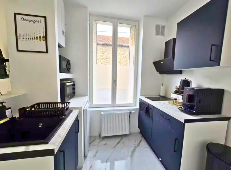 Ô Sacrée Détente de Reims -Spa privatif - Proche de la gare & centre ville1 de Ô Sacrée Détente de Reims -Spa privatif - Proche de la gare & centre ville
