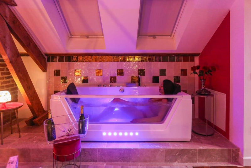Suite Romantique 45m2-Amiens Centre-SPA & Parking3 de Suite Romantique 45m2-Amiens Centre-SPA & Parking
