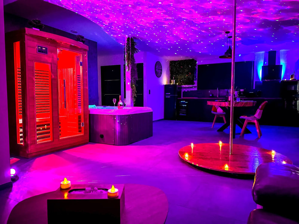 La Villa des Charmes - Spankee - weekend en amoureux, love rooms avec accessoires érotiques1 de La Villa des Charmes
